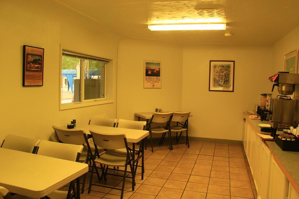 Sunrise Motor Inn Cody Ngoại thất bức ảnh
