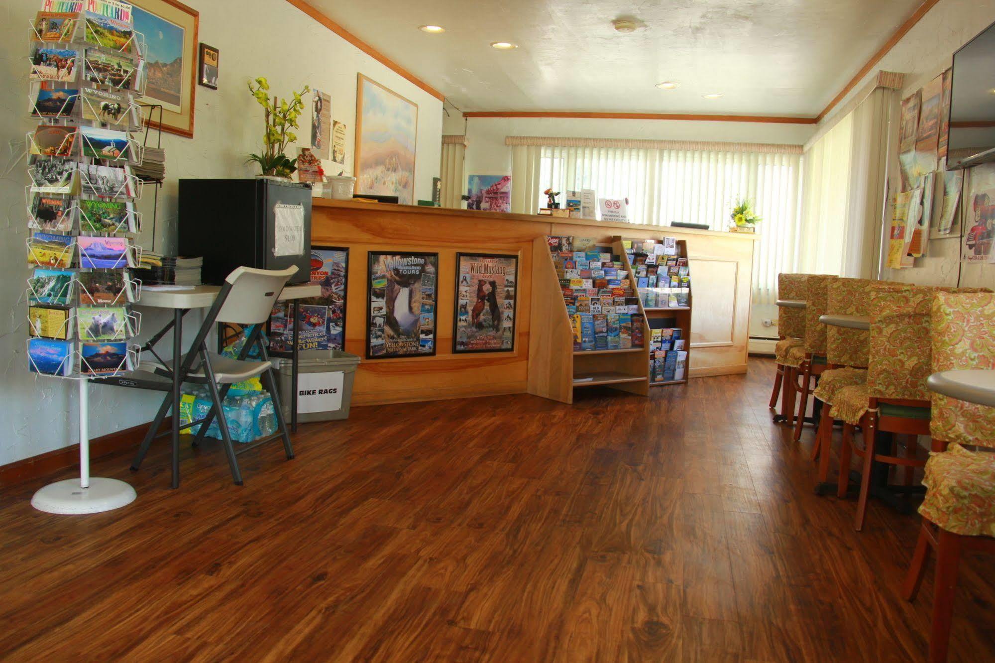 Sunrise Motor Inn Cody Ngoại thất bức ảnh